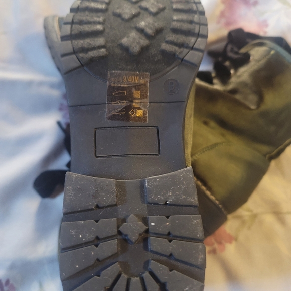 DIRTY LAUNDRY Ankle Boots - Picture 7 of 11